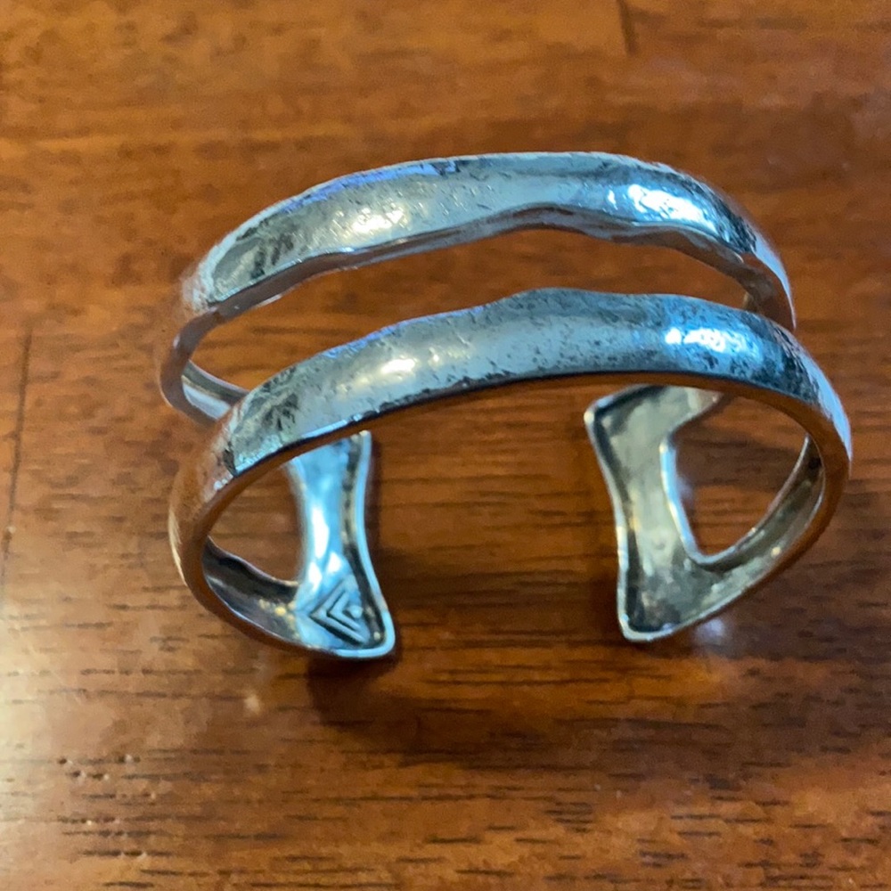 Silpada .925 sterling silver cuff bracelet